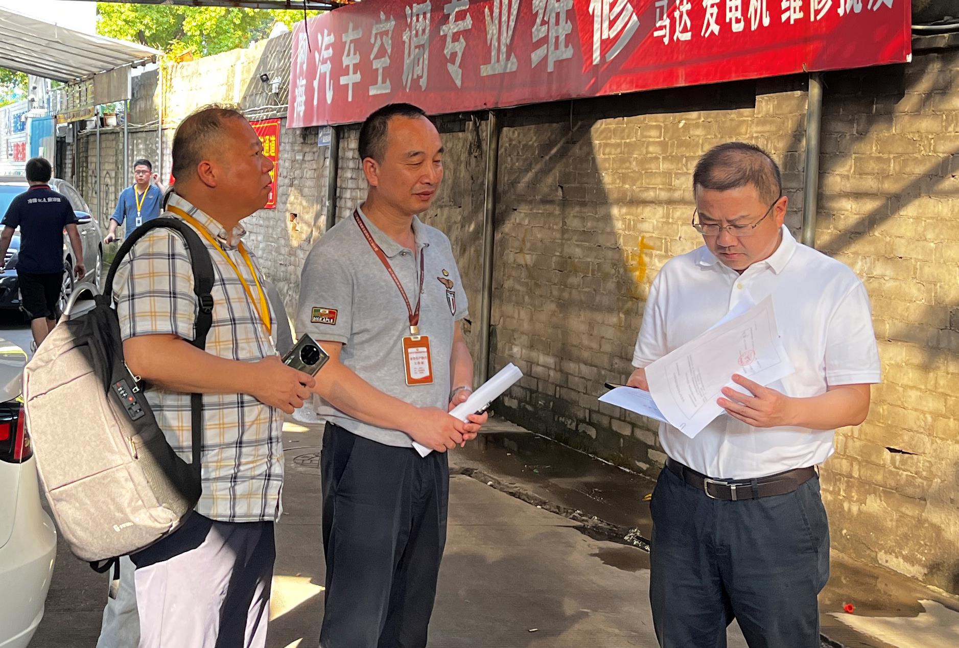集團(tuán)黨委委員、紀(jì)委書記陳小偉帶隊(duì)檢查 面粉公司安全生產(chǎn)工作